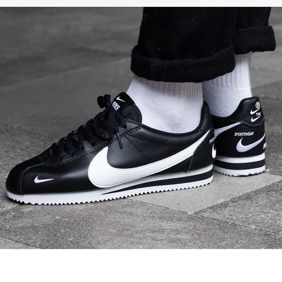 nike cortez mini swoosh